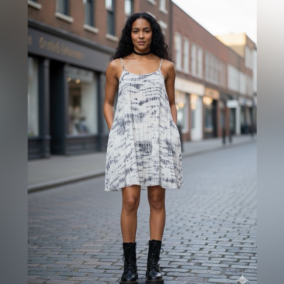 American Rag Pleated Black and White Tie-Dye Spaghetti Strap Mini-dress NWOT - Picture 1 of 5